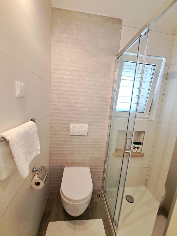 Studio Apartments Regina Bol Buitenkant foto